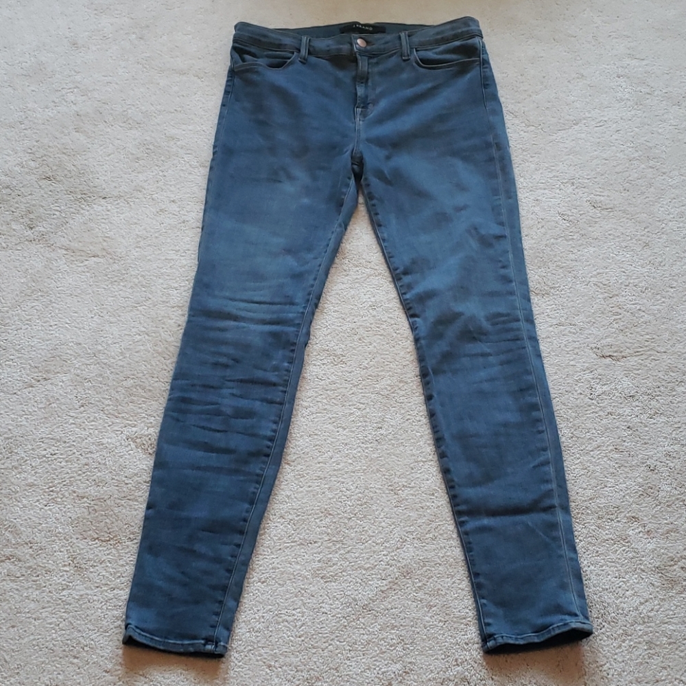 J Brand Super Skinny Jean's.  Size 32 LIKE NEW.